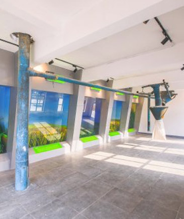 粉碎工藝展示區(qū)