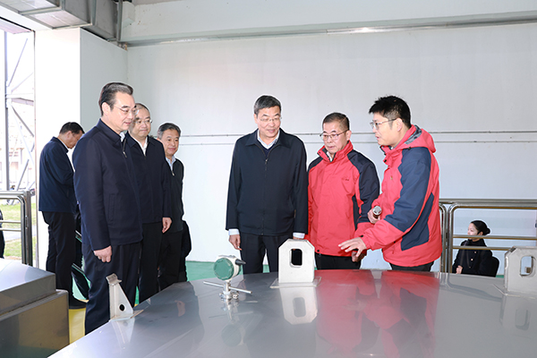 2024年11月29日，江蘇省委常委、常務(wù)副省長馬欣調(diào)研今世緣酒業(yè)